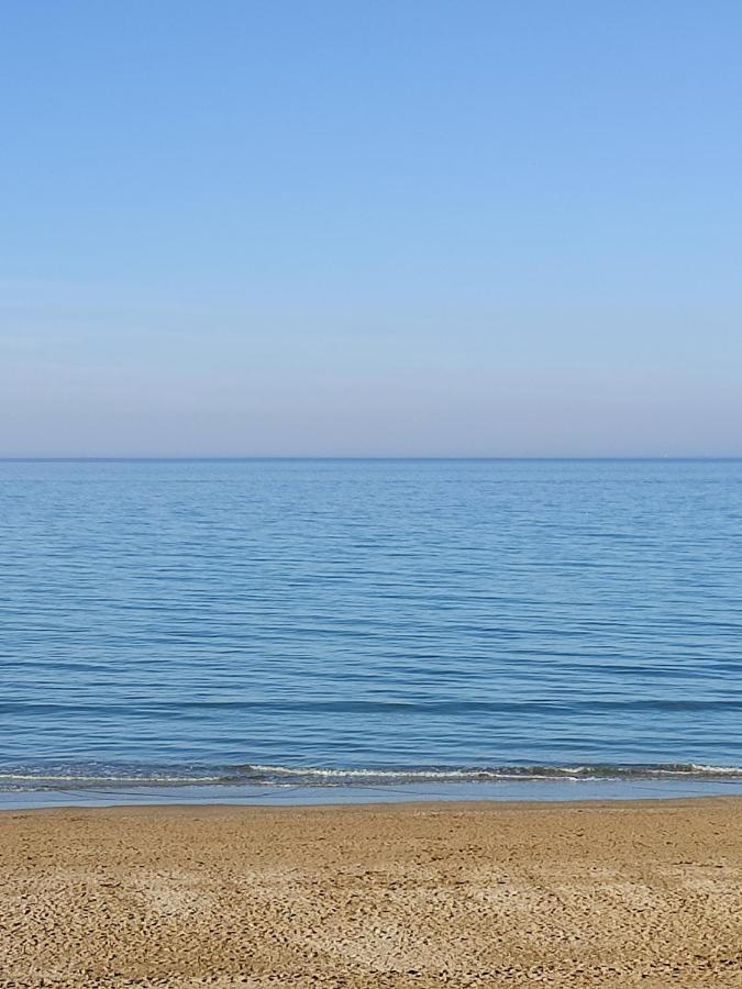 Un Nid D ' Amour Cabourg Zewnętrze zdjęcie